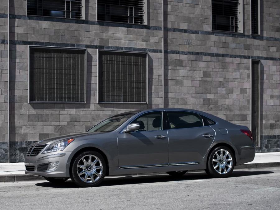  Hyundai Equus 2010 года  (US) (фото 24 из 68)